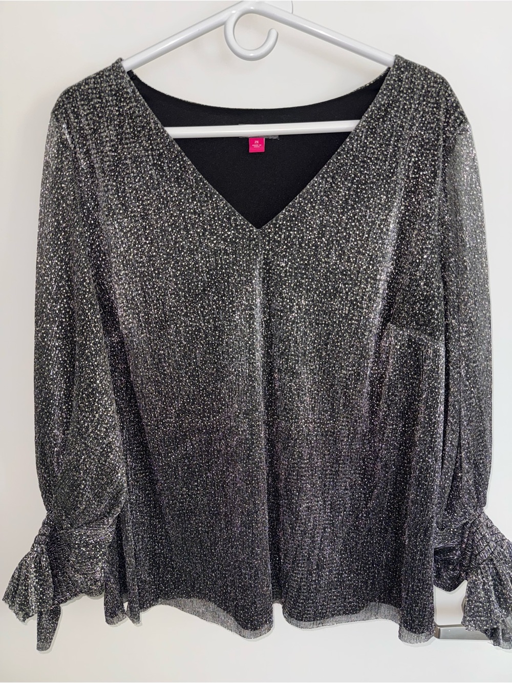 Vince Camuto Metallic Black V-Neck Ruffle Sleeve Top